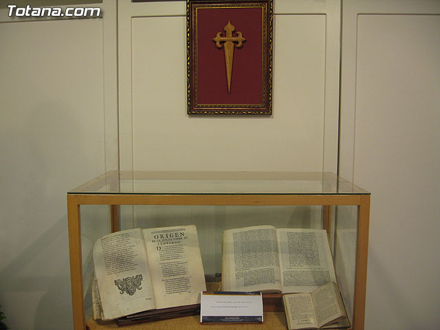 LA PRESENTACIN DEL LIBRO HACIA LA CONQUISTA DEL PODER: EL CONFLICTO COMUNERO EN ALEDO-TOTANA (1520-1523) INAUGURA LA EXPOSICIN TOTANA EN SU HISTORIA - 4