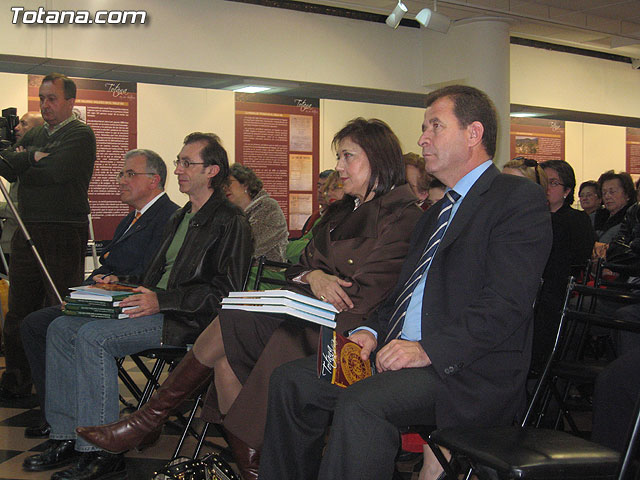 LA PRESENTACIÓN DEL LIBRO “HACIA LA CONQUISTA DEL PODER: EL CONFLICTO COMUNERO EN ALEDO-TOTANA (1520-1523)” INAUGURA LA EXPOSICIÓN “TOTANA EN SU HISTORIA” - 52