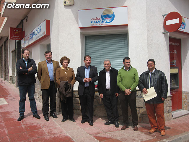 INAUGURAN UNA PLACA IDENTIFICATIVA Y COLOCAN UN MOJN PARA CONMEMORAR EL DA 14 DE ABRIL EL 750 ANIVERSARIO DE LA PRESENCIA DE LA ORDEN MILITAR DE SANTIAGO EN TOTANA - 5