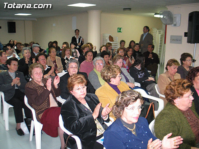 EL CANDIDATO DEL PARTIDO POPULAR SE COMPROMETE CON LAS ASOCIACIONES DE MUJERES DE TOTANA A TRAVÉS DE UN DECÁLOGO DE PROPUESTAS - 3