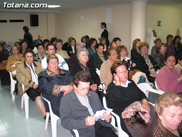 EL CANDIDATO DEL PARTIDO POPULAR SE COMPROMETE CON LAS ASOCIACIONES DE MUJERES DE TOTANA A TRAVÉS DE UN DECÁLOGO DE PROPUESTAS - 6