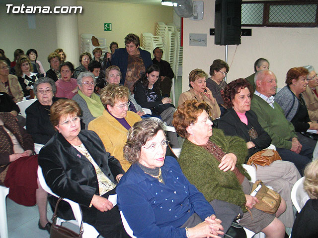 EL CANDIDATO DEL PARTIDO POPULAR SE COMPROMETE CON LAS ASOCIACIONES DE MUJERES DE TOTANA A TRAVÉS DE UN DECÁLOGO DE PROPUESTAS - 7
