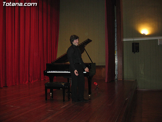 EL PIANISTA Y COMPOSITOR TOTANERO JUAN MIGUEL MURANI OFRECIÓ UN CONCIERTO EN EL CENTRO SOCIOCULTURAL LA CÁRCEL - 25