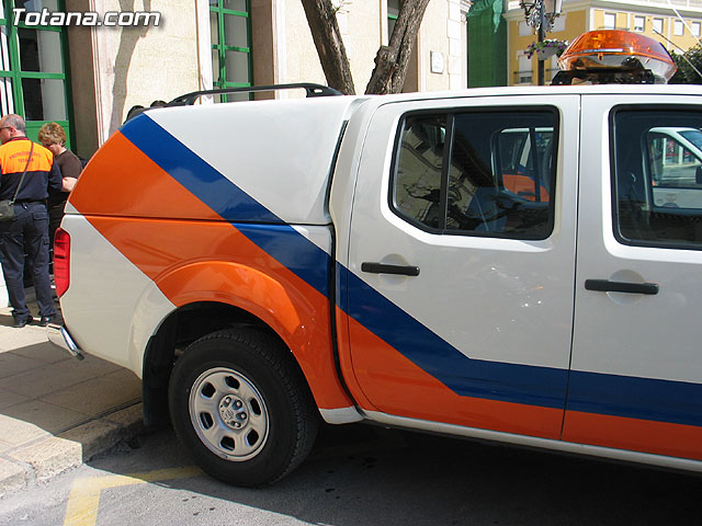 EL DIRECTOR GENERAL DE PROTECCIÓN CIVIL ENTREGA UN NUEVO VEHÍCULO DE EMERGENCIA Y TRANSPORTE DE PERSONAL A PROTECCIÓN CIVIL DE TOTANA - 5