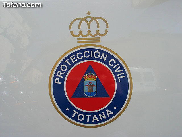 EL DIRECTOR GENERAL DE PROTECCIÓN CIVIL ENTREGA UN NUEVO VEHÍCULO DE EMERGENCIA Y TRANSPORTE DE PERSONAL A PROTECCIÓN CIVIL DE TOTANA - 6