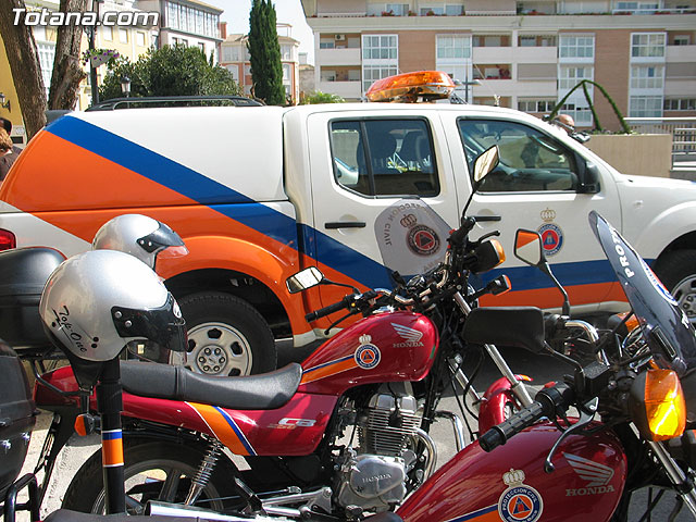 EL DIRECTOR GENERAL DE PROTECCIÓN CIVIL ENTREGA UN NUEVO VEHÍCULO DE EMERGENCIA Y TRANSPORTE DE PERSONAL A PROTECCIÓN CIVIL DE TOTANA - 16