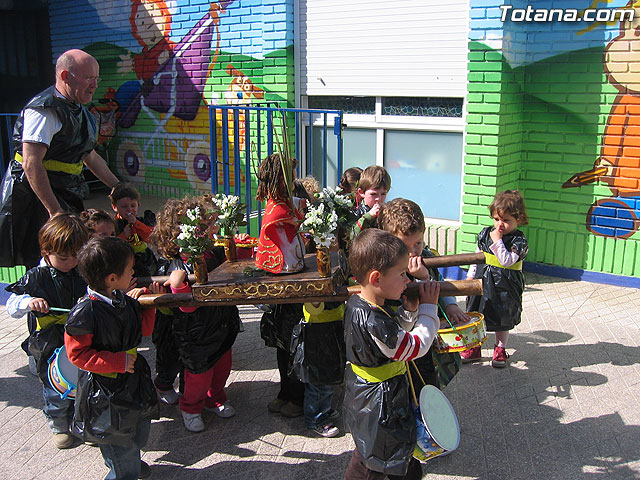 Procesin Infantil - Clara Campoamor - 32