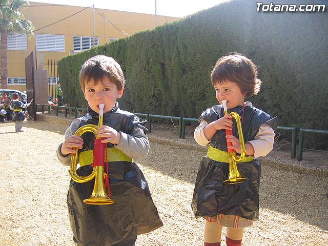 Procesin Infantil - Clara Campoamor - 38