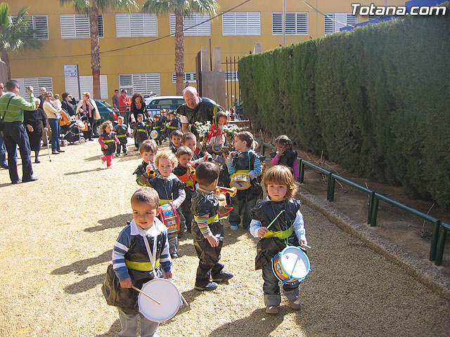 Procesin Infantil - Clara Campoamor - 40