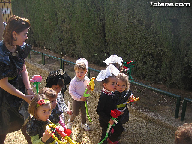 Procesin Infantil - Clara Campoamor - 48