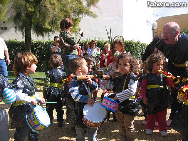 Procesin Infantil - Clara Campoamor - 51