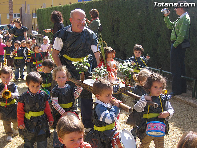 Procesin Infantil - Clara Campoamor - 56