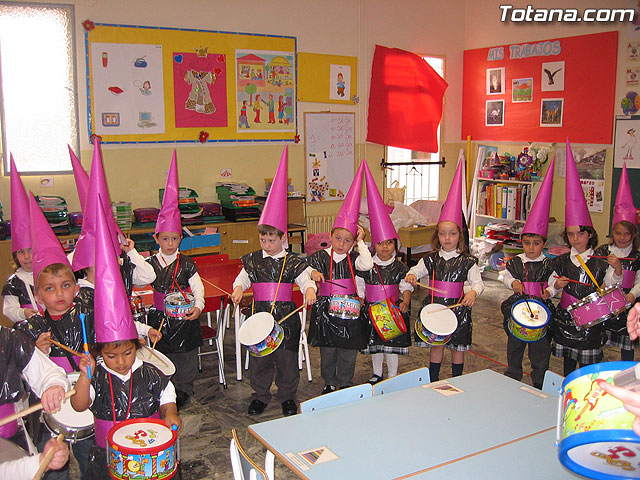 Procesin Infantil - Colegio La Milagrosa - 10