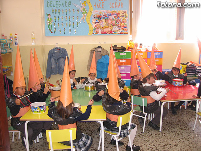 Procesin Infantil - Colegio La Milagrosa - 17