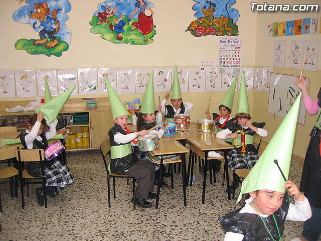 Procesin Infantil - Colegio La Milagrosa - 20