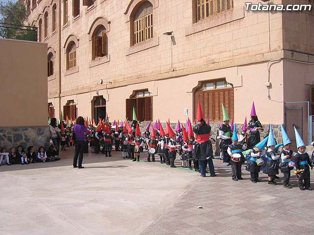 Procesin Infantil - Colegio La Milagrosa - 90