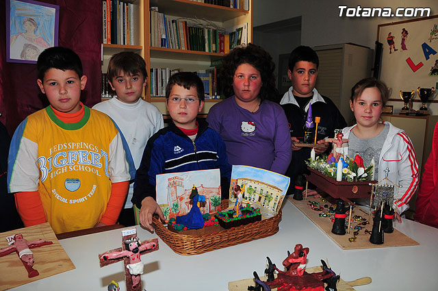 As ven los alumnos del colegio Santa Eulalia la Semana Santa - 23