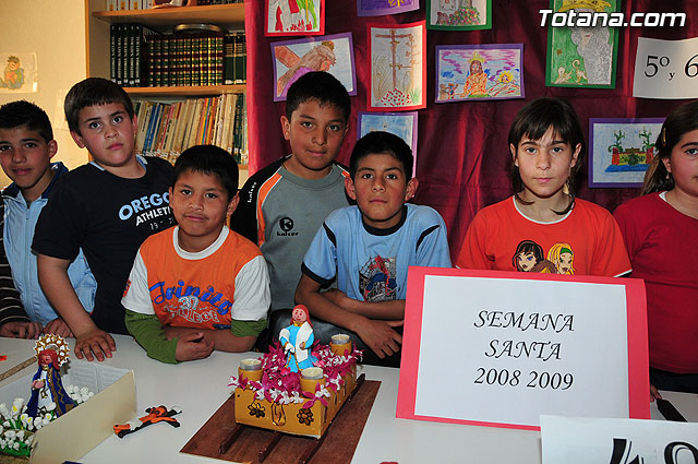 As ven los alumnos del colegio Santa Eulalia la Semana Santa - 34