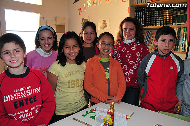 As ven los alumnos del colegio Santa Eulalia la Semana Santa - 41