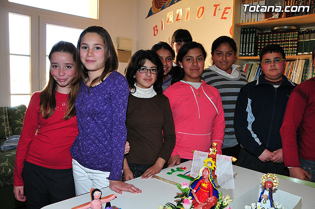 As ven los alumnos del colegio Santa Eulalia la Semana Santa - 49