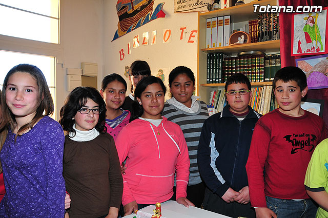 As ven los alumnos del colegio Santa Eulalia la Semana Santa - 51