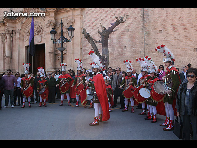  ENTREGA DE BANDERA A LOS 