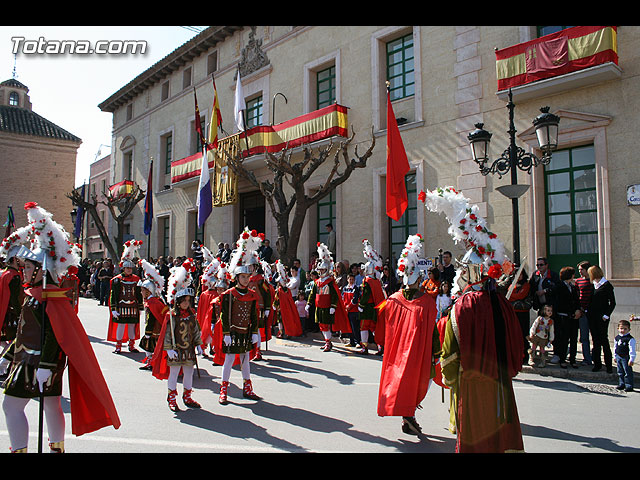  ENTREGA DE BANDERA A LOS 