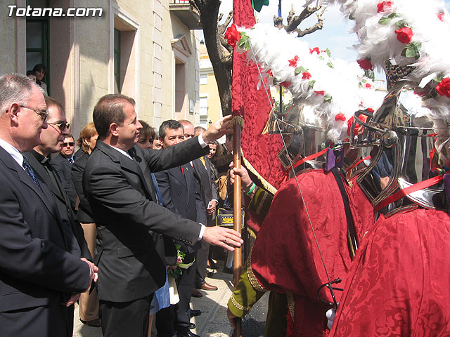 Ceremonia de entrega de la Bandera a los 