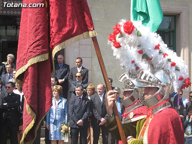 Ceremonia de entrega de la Bandera a los 