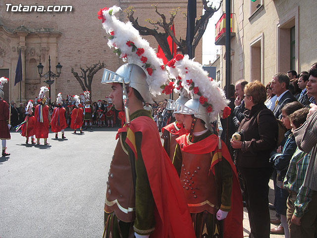 Ceremonia de entrega de la Bandera a los 