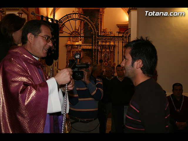 IMPOSICIN DE ESCAPULARIOS A LOS NUEVOS COFRADES Y  DAMAS DE LAS COFRADAS DEL SANTSIMO CRISTO DE LA AGONA Y LA SANTSIMA VIRGEN DE LA ESPERANZA - 60