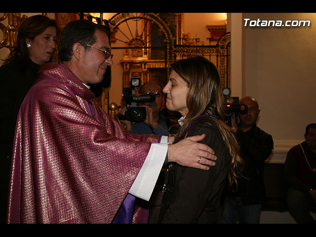 IMPOSICIN DE ESCAPULARIOS A LOS NUEVOS COFRADES Y  DAMAS DE LAS COFRADAS DEL SANTSIMO CRISTO DE LA AGONA Y LA SANTSIMA VIRGEN DE LA ESPERANZA - 67