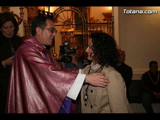 IMPOSICIN DE ESCAPULARIOS A LOS NUEVOS COFRADES Y  DAMAS DE LAS COFRADAS DEL SANTSIMO CRISTO DE LA AGONA Y LA SANTSIMA VIRGEN DE LA ESPERANZA - 95