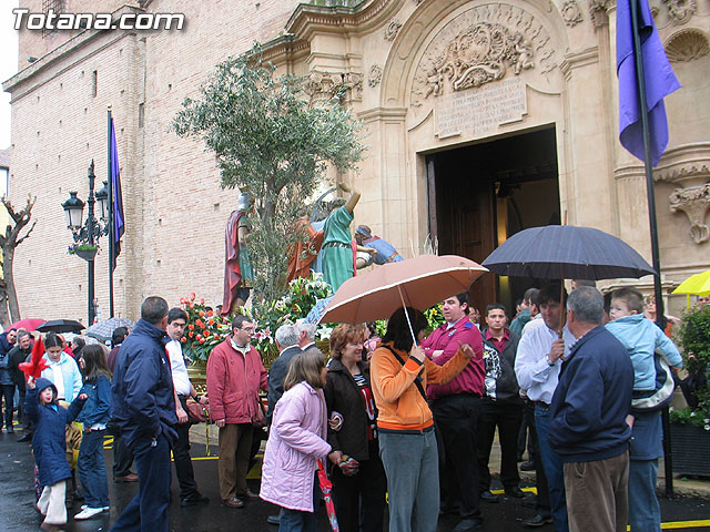 JUEVES SANTO - TRASLADO DE LOS TRONOS A LA PARROQUIA DE SANTIAGO - 354