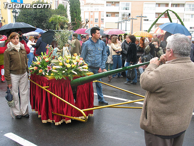 JUEVES SANTO - TRASLADO DE LOS TRONOS A LA PARROQUIA DE SANTIAGO - 387