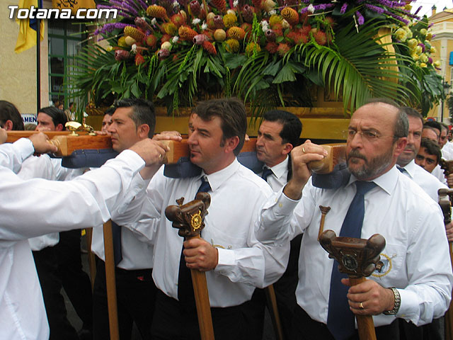 JUEVES SANTO - TRASLADO DE LOS TRONOS A LA PARROQUIA DE SANTIAGO - 580