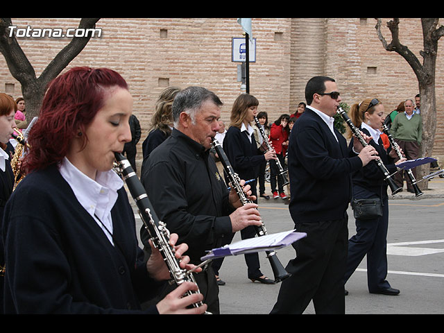 JUEVES SANTO - TRASLADO DE LOS TRONOS A LA PARROQUIA DE SANTIAGO - 15