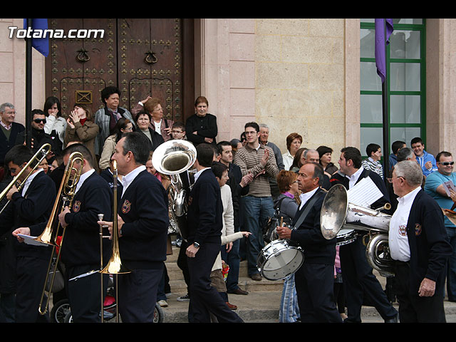 JUEVES SANTO - TRASLADO DE LOS TRONOS A LA PARROQUIA DE SANTIAGO - 45