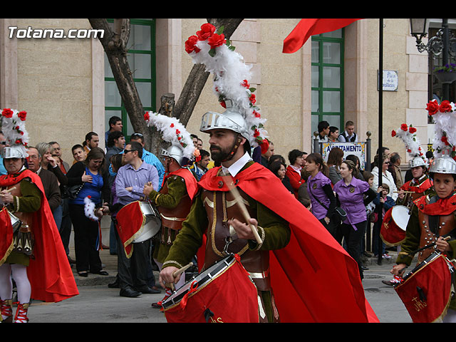 JUEVES SANTO - TRASLADO DE LOS TRONOS A LA PARROQUIA DE SANTIAGO - 65