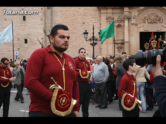 JUEVES SANTO - TRASLADO DE LOS TRONOS A LA PARROQUIA DE SANTIAGO - 494