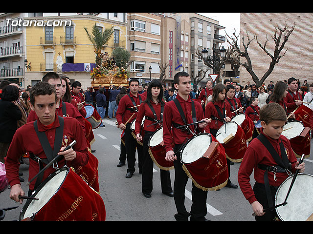 JUEVES SANTO - TRASLADO DE LOS TRONOS A LA PARROQUIA DE SANTIAGO - 500