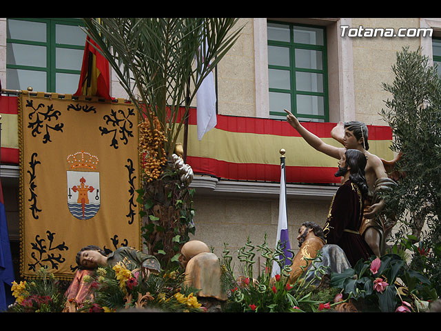 JUEVES SANTO - TRASLADO DE LOS TRONOS A LA PARROQUIA DE SANTIAGO - 538
