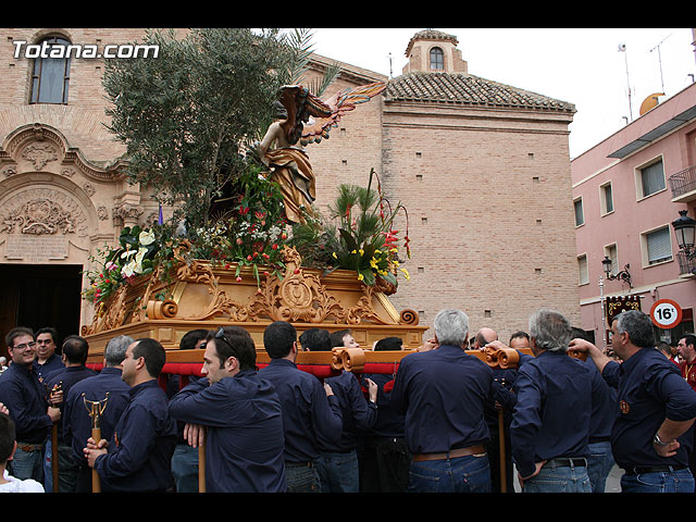 JUEVES SANTO - TRASLADO DE LOS TRONOS A LA PARROQUIA DE SANTIAGO - 541