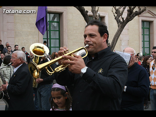 JUEVES SANTO - TRASLADO DE LOS TRONOS A LA PARROQUIA DE SANTIAGO - 600