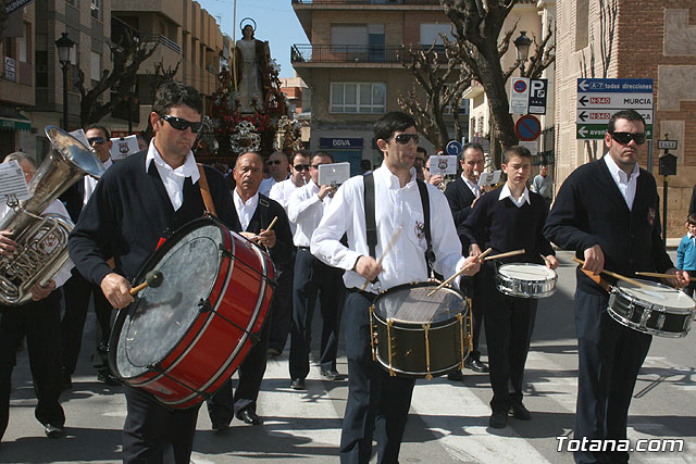 JUEVES SANTO - TRASLADO DE LOS TRONOS A LA PARROQUIA DE SANTIAGO  - 2009 - 17