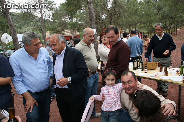 Jornada de convivencia en La Santa. Hermandades y Cofradas. 26/04/2009 - 38