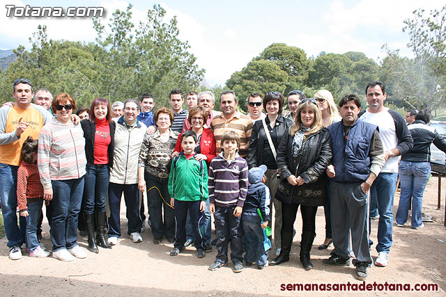 Jornada de convivencia en La Santa. Hermandades y cofradas. 10/04/2010 - 10