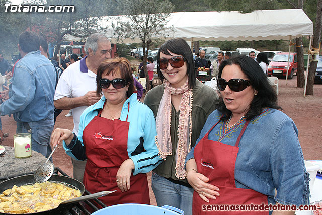 Jornada de convivencia en La Santa. Hermandades y cofradas. 10/04/2010 - 34