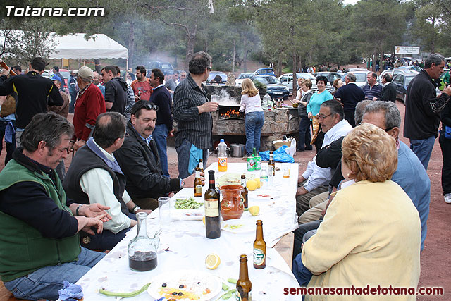 Jornada de convivencia en La Santa. Hermandades y cofradas. 10/04/2010 - 46