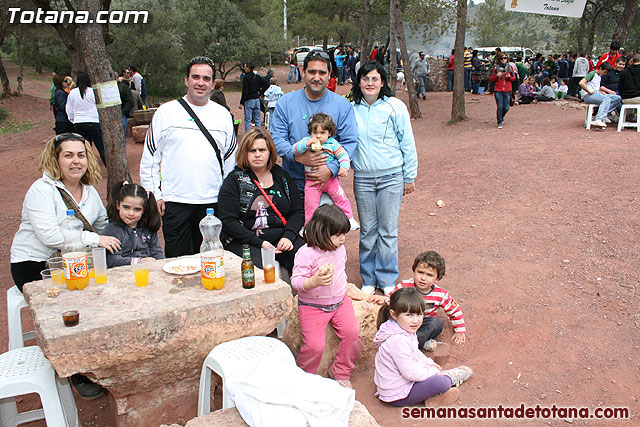 Jornada de convivencia en La Santa. Hermandades y cofrad�as. 10/04/2010 - 113